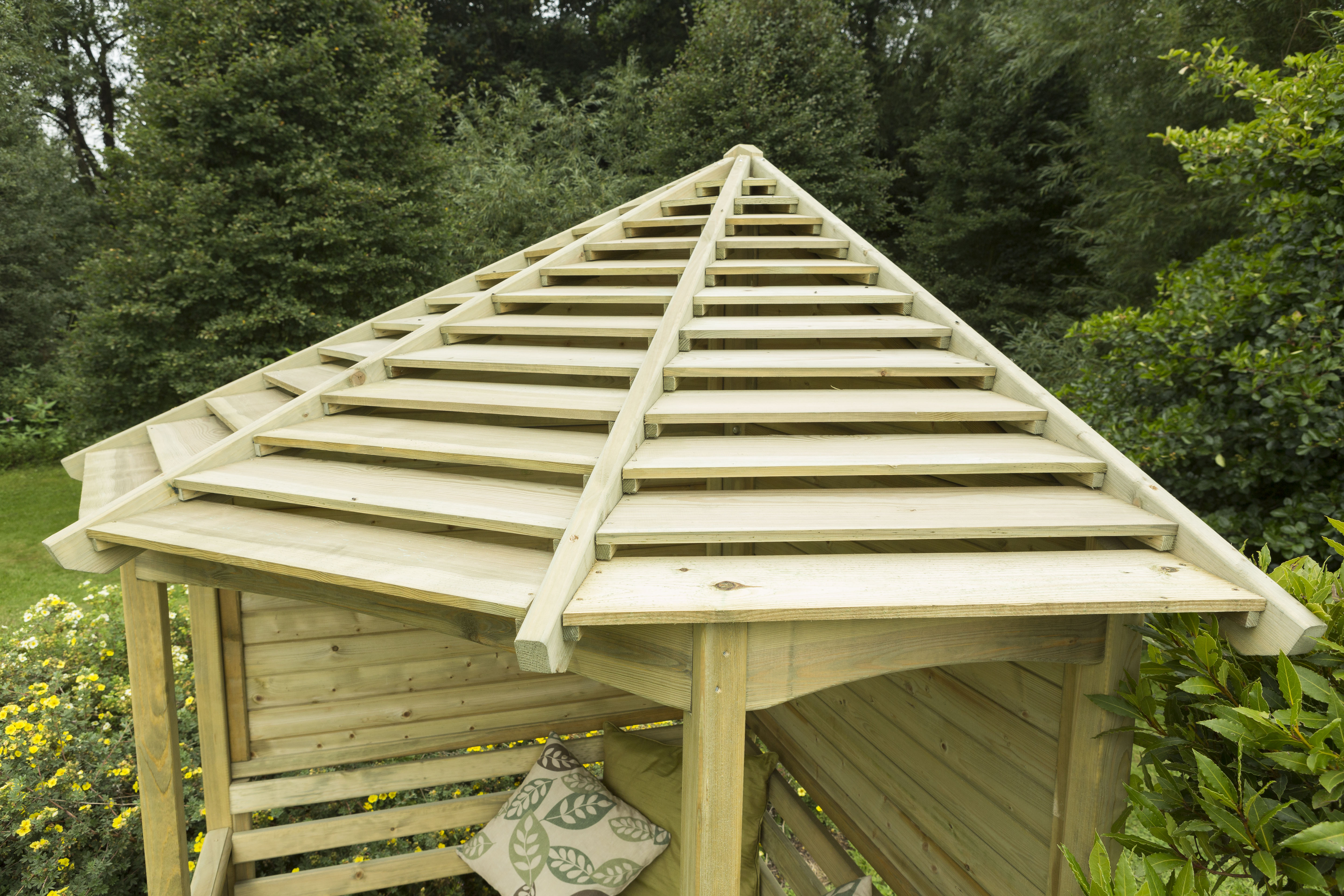 Venetian Corner Arbour roof