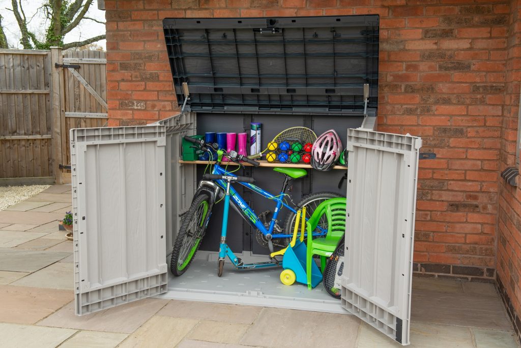 Wheelie bin storage